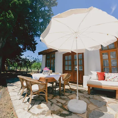 Bitez Village 호텔 *